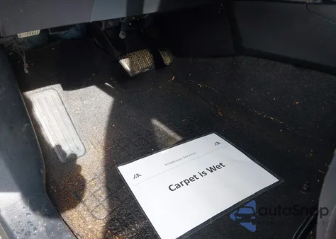 2015 Toyota Rav4 Xle z USA, uszkodzony, nr VIN JTMRFREV4FJ023041